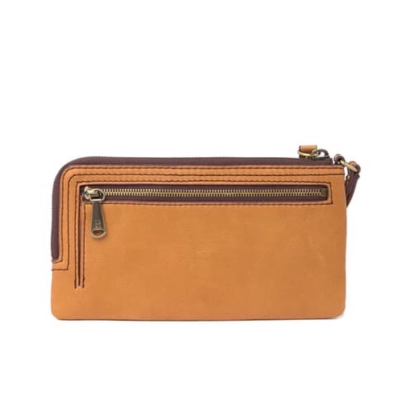 hobo milo wristlet